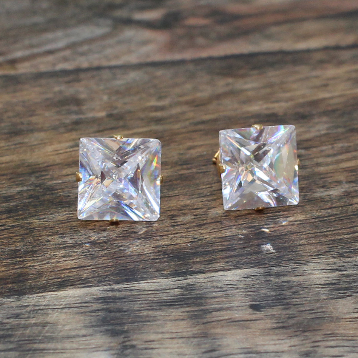 Margie Edwards Jewelry Cubic Zirconia Round 8mm Gold and Silver 